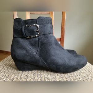 Impo booties size 7.5